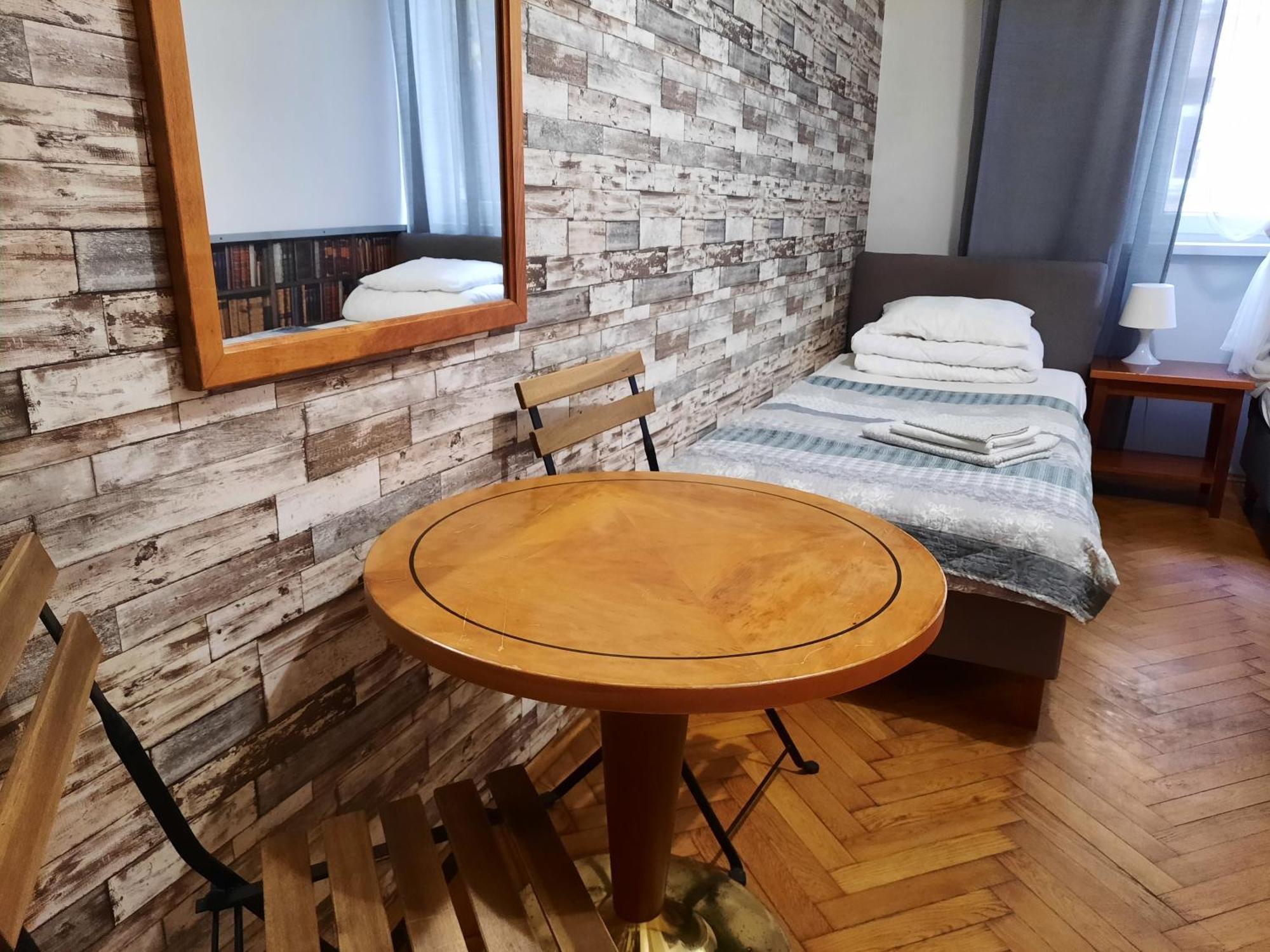 Lorf Hostel&apartments Krakau